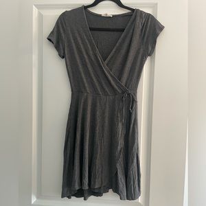 Grey dress
